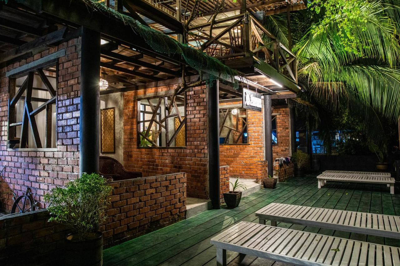 Tioman Cabana Bed & Breakfast Kampong Ayer Batang Ngoại thất bức ảnh
