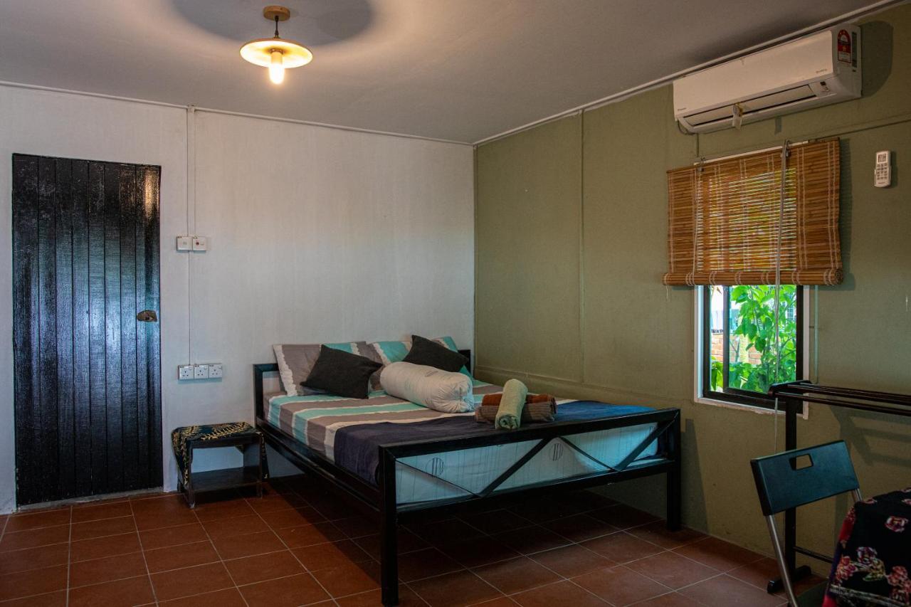 Tioman Cabana Bed & Breakfast Kampong Ayer Batang Ngoại thất bức ảnh