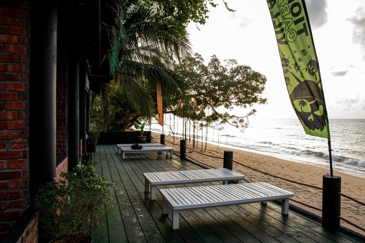 Tioman Cabana Bed & Breakfast Kampong Ayer Batang Ngoại thất bức ảnh